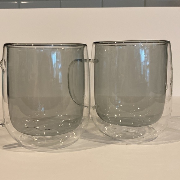 Coffee cups Set of 2 Double wall Coffee cup holds 16 ounces tinted inner wall - Picture 4 of 6